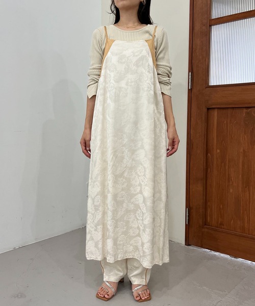 CAPRICIEUX LE'MAGE(カプリシューレマージュ)の「リーフジャガードキャミワンピース(ワンピース・レディース・ライトベージュ/ミント・FREE)」の3枚目の写真