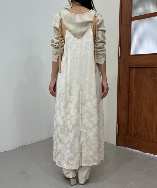 CAPRICIEUX LE'MAGE(カプリシューレマージュ)の「リーフジャガードキャミワンピース(ワンピース・レディース・ライトベージュ/ミント・FREE)」の5枚目の写真