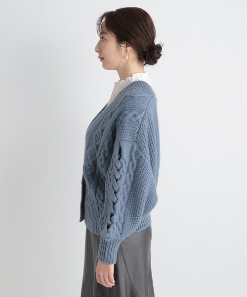 Andemiu（アンデミュウ）の「ソデレースアップカーディガン265240（カーディガン/ボレロ・レディース・ブルー/ホワイト/ベージュ・FREE）」の19枚目の写真