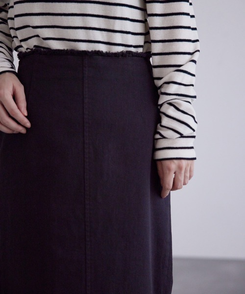 SALON adam et rope'（サロン アダム エ ロペ）の「カツラギストレッチタイトスカート（スカート・レディース・オフホワイト/チャコールグレー・S/M）」の4枚目の写真