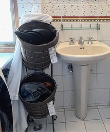 BRID（ブリッド）の「.ブリッド ランドリー ラウンド バスケット ダブル 収納 / BRID LAUNDRY ROUND BASKET DOUBLE with CASTER［25L_2BOX］（収納グッズ）」