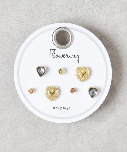 Flowering（フラワーリング）の「ミニモチーフ/セットピアス（ピアス（両耳用）・レディース・パープル系その他/ゴールド系その他2/シルバー/B/グリーン系その他/ホワイト系その他/グリーン/ピンク/A/パープル/クリア/ブラック/ブラウン/ゴールド系その他4/シルバー系その他3/ブルー/ピンクゴールド/シルバー系その他2/ゴールド/ホワイト/ゴールド系その他/ネイビー/ピンク系その他/オレンジ/ピンク系その他2/ブルー系その他/グレー系その他/グレー/ブルー系その他2/ピンク系その他3/ゴールド系その他5・FREE）」の6枚目の写真