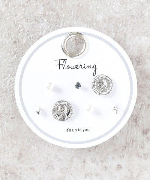 Flowering（フラワーリング）の「ミニモチーフ/セットピアス（ピアス（両耳用）・レディース・パープル系その他/ゴールド系その他2/シルバー/B/グリーン系その他/ホワイト系その他/グリーン/ピンク/A/パープル/クリア/ブラック/ブラウン/ゴールド系その他4/シルバー系その他3/ブルー/ピンクゴールド/シルバー系その他2/ゴールド/ホワイト/ゴールド系その他/ネイビー/ピンク系その他/オレンジ/ピンク系その他2/ブルー系その他/グレー系その他/グレー/ブルー系その他2/ピンク系その他3/ゴールド系その他5・FREE）」の22枚目の写真