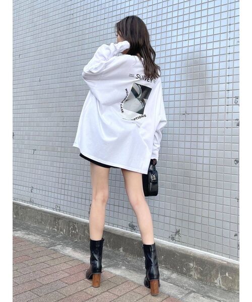 EMODA（エモダ）の「バックアートバルキートップ（Tシャツ/カットソー・レディース・ホワイト/ブラック/イエロー/ブルー・FREE）」の11枚目の写真