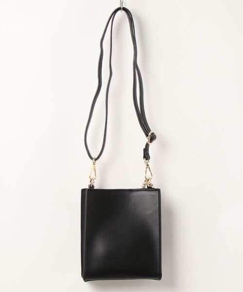 Te chichi TERRASSE（テチチテラス）の「樹脂パールハンドルミニショルダーバッグ（ショルダーバッグ・レディース・オフホワイト/ブラック/ブルー・ﾌﾘ-）」の4枚目の写真