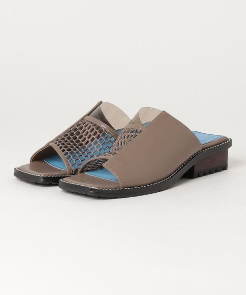 MARECHAL TERRE(マルシャルテル)の「MARECHAL TERRE(マルシャルテル) メッシュサンダル/ZMT221SH035(サンダル・レディース・モカ/ブラック・23.5/24.5/22.5)」の5枚目の写真