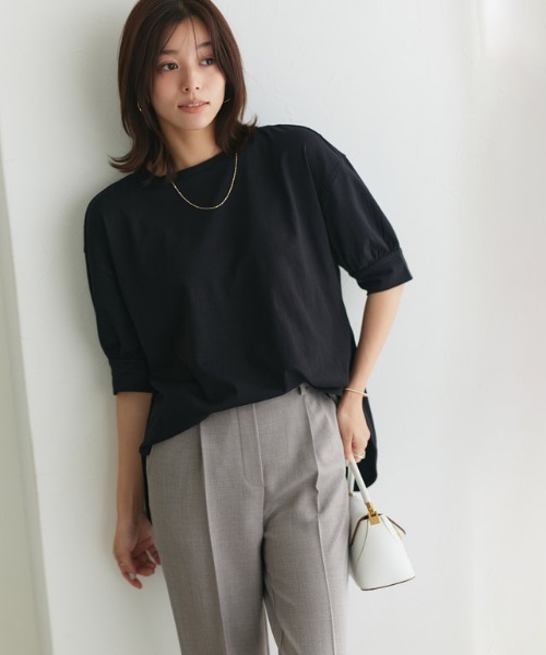 Pierrot(ピエロ)の「パフスリーブチュニックTシャツ(Tシャツ/カットソー・レディース・チャコール/オフホワイト/ブルー系その他/ブラック/グレイッシュベージュ/イエロー系その他/ネイビー/ミント/サンドベージュ/ライトピンク/イエロー系その他2/ブルー・L/M)」の16枚目の写真