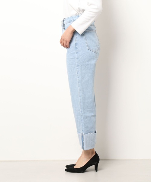 DURAS(デュラス)の「折り返しデニムストレートパンツ(デニムパンツ・レディース・ライトインディゴブルー・SMALL/MEDIUM)」の15枚目の写真