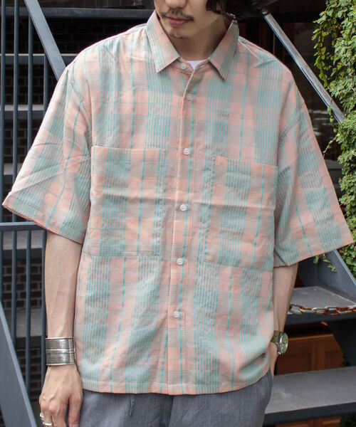 GLOSTER（グロスター）の「【GLOSTER/グロスター】ビッグポケット シアーチェックシャツ（シャツ/ブラウス・メンズ・ベージュ/ピンク/ライトグリーン・MEDIUM/LARGE）」の3枚目の写真