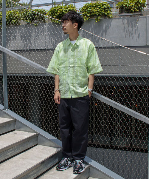 GLOSTER（グロスター）の「【GLOSTER/グロスター】ビッグポケット シアーチェックシャツ（シャツ/ブラウス・メンズ・ベージュ/ピンク/ライトグリーン・MEDIUM/LARGE）」の7枚目の写真