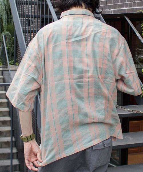 GLOSTER（グロスター）の「【GLOSTER/グロスター】ビッグポケット シアーチェックシャツ（シャツ/ブラウス・メンズ・ベージュ/ピンク/ライトグリーン・MEDIUM/LARGE）」の16枚目の写真