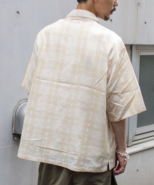 GLOSTER（グロスター）の「【GLOSTER/グロスター】ビッグポケット シアーチェックシャツ（シャツ/ブラウス・メンズ・ベージュ/ピンク/ライトグリーン・MEDIUM/LARGE）」の22枚目の写真