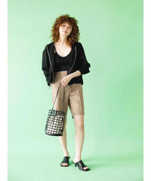 koe(コエ)の「綿麻ピンタックバミューダパンツ*(その他パンツ・レディース・モカ/オフホワイト/ブラック・M)」の9枚目の写真