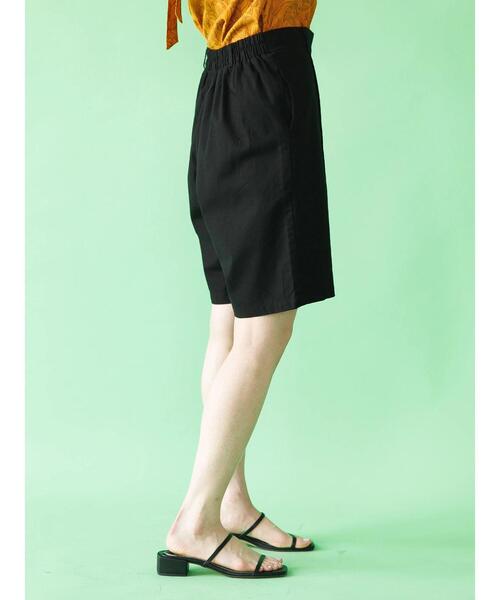 koe(コエ)の「綿麻ピンタックバミューダパンツ*(その他パンツ・レディース・モカ/オフホワイト/ブラック・M)」の15枚目の写真