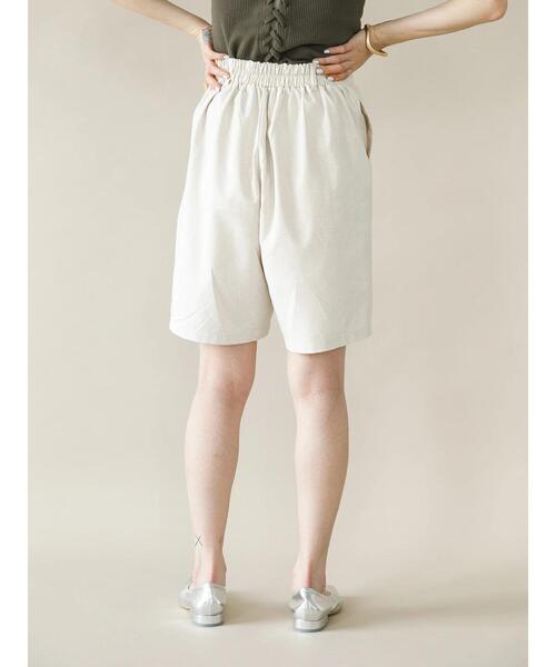 koe(コエ)の「綿麻ピンタックバミューダパンツ*(その他パンツ・レディース・モカ/オフホワイト/ブラック・M)」の20枚目の写真