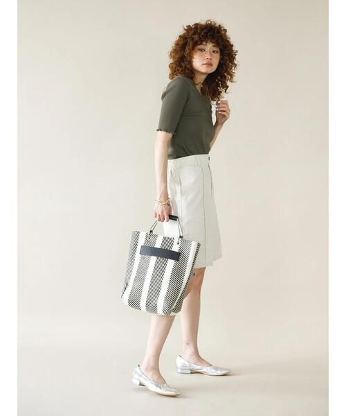 koe(コエ)の「綿麻ピンタックバミューダパンツ*(その他パンツ・レディース・モカ/オフホワイト/ブラック・M)」の22枚目の写真