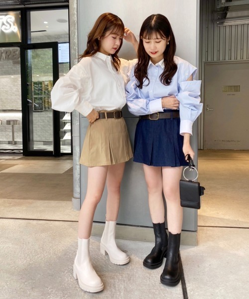 one after another NICE CLAUP(ワンアフターアナザーナイスクラップ)の「【多数メディアで紹介!】肩開きマルチwayシャツ(シャツ/ブラウス・レディース・ブラウン/オフホワイト/グリーン系その他/ブルー系その他/サックスブルー系・FREE)」の17枚目の写真