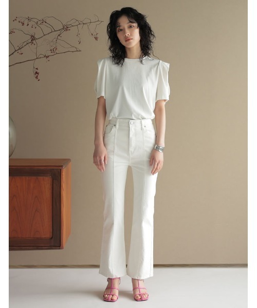 Re:EDIT（リエディ）の「[低身長/高身長/大きいサイズ有]センターシームストレッチデニムフレアパンツ（デニムパンツ・レディース・ホワイト/インディゴブルー/ブルー・SMALL/MEDIUM/LARGE/X-LARGE/TALL/AM/AS）」の11枚目の写真