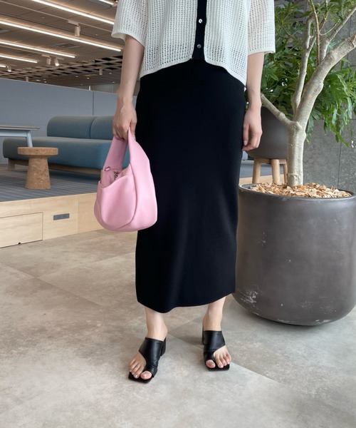 LOWRYS FARM(ローリーズファーム)の「2WAYニットタイトスカート 124266(スカート・レディース・ブラック/ブラウン/グリーン/ピンク・FREE)」の11枚目の写真