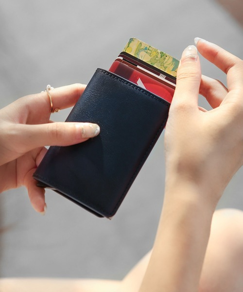 TABI PAL(タビパル)の「カード ケース 磁気防止(カードケース・レディース・ブラック/ブラウン/キャメル/ネイビー・FREE)」の3枚目の写真