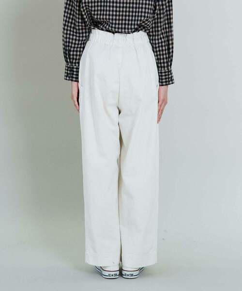 conges payes ADIEU TRISTESSE（コンジェ ペイエ アデュートリステス）の「ワイドポケットストレートパンツ（その他パンツ・レディース・グレー/オフホワイト・38）」の4枚目の写真