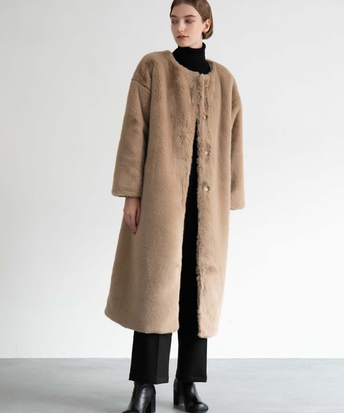 ESUTONIA ブラウンファー ロングコート CEDNIE（セドニー）の「エコファーノーカラーロングコート