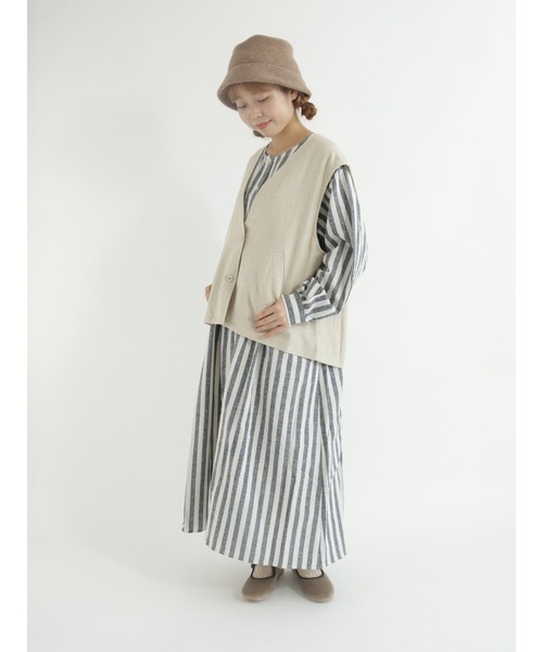 Samansa Mos2(サマンサ モスモス)の「◎Vネックベスト(ベスト・レディース・ベージュ/チャコール/キナリ・フリ-)」の11枚目の写真