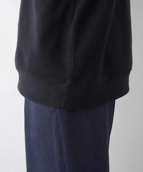 THE NORTH FACE(ザノースフェイス)の「【THE NORTH FACE / ザ ノースフェイス】Micro Fleece Crew(Tシャツ/カットソー・メンズ・ブラック/グレー/ブラウン/ウッド・MEDIUM/LARGE/X-LARGE)」の16枚目の写真