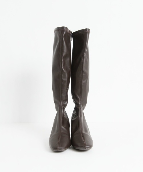 tocco closet（トッコ　クローゼット）の「ストレッチフェイクレザー太ヒールロングブーツ（ブーツ・レディース・ブラック/ダークブラック/ダークブラウン・M/L/S/LL）」の5枚目の写真