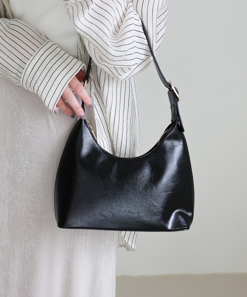 select MOCA（セレクトモカ）の「フェイクレザーミニホーボーバッグ≪軽量250g≫（ハンドバッグ・レディース・ブラウン/ブラック・FREE）」の9枚目の写真