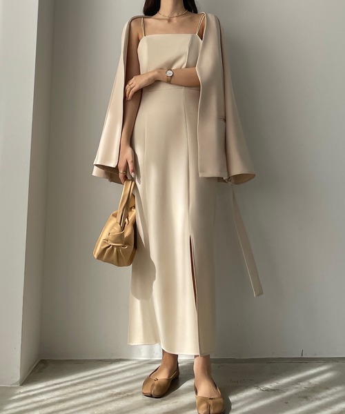 Louere（ルエレ）の「深スリットハイウエストキャミワンピース（ワンピース・レディース・アイボリー/ブラック/ベージュ・SMALL/MEDIUM/LARGE/X-LARGE）」の2枚目の写真