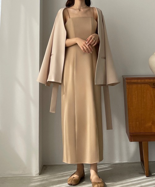 Louere（ルエレ）の「深スリットハイウエストキャミワンピース（ワンピース・レディース・アイボリー/ブラック/ベージュ・SMALL/MEDIUM/LARGE/X-LARGE）」の16枚目の写真