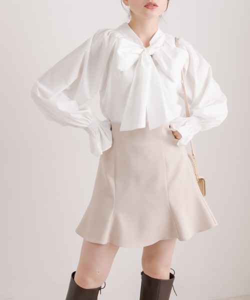 OLIVE des OLIVE(オリーブデオリーブ)の「ダブルフロントボウタイガーリーブラウス(シャツ/ブラウス・レディース・オフホワイト/ホワイト/サックスブルー/スミクロ・FREE)」の8枚目の写真