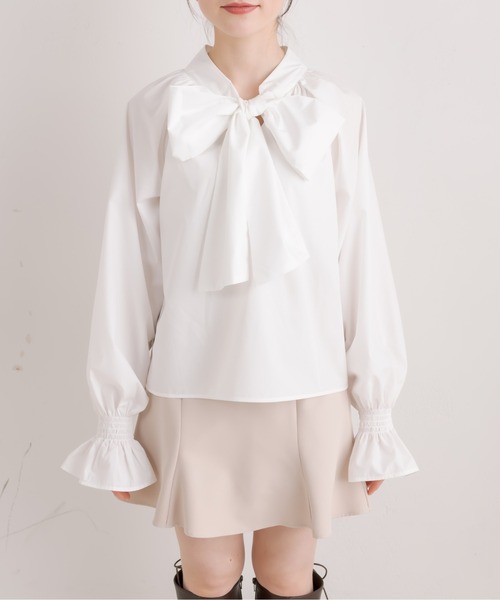 OLIVE des OLIVE(オリーブデオリーブ)の「ダブルフロントボウタイガーリーブラウス(シャツ/ブラウス・レディース・オフホワイト/ホワイト/サックスブルー/スミクロ・FREE)」の13枚目の写真