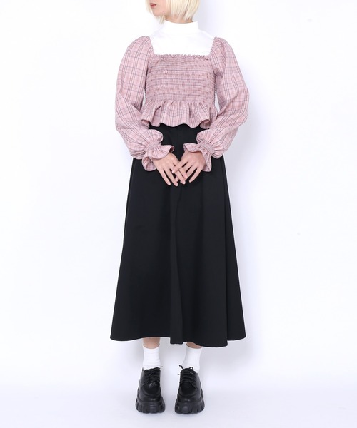 PUNYUS（プニュズ）の「シャーリングショートブラウス（シャツ/ブラウス・レディース・ピンク/グレー/ベージュ・1/2/3/4）」の5枚目の写真