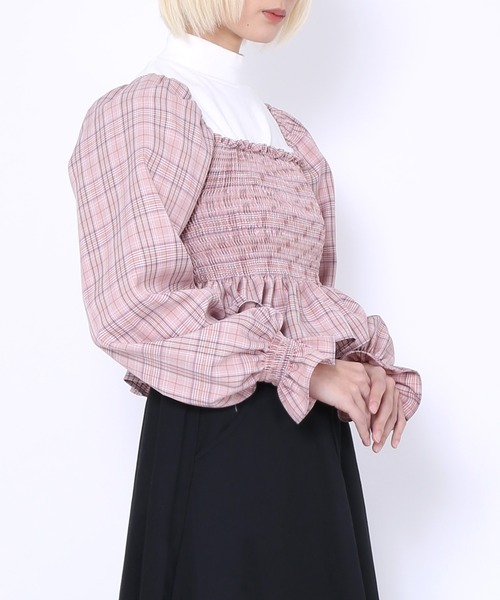 シャーリングショートブラウス[商品：PN22SS-117] - PUNYUS