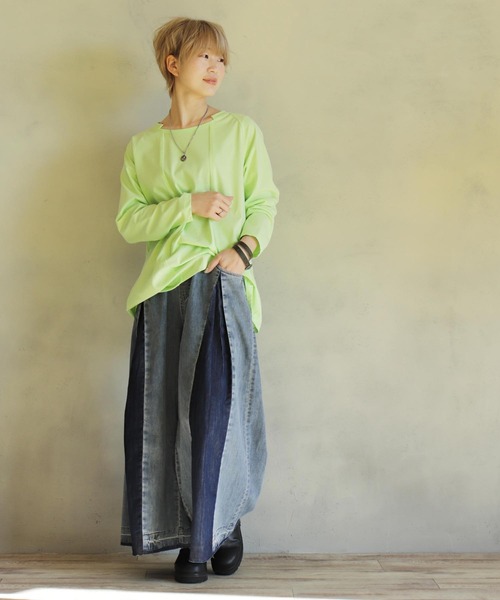 BITTOKO(ビットコ)の「デニムハギワイドパンツ(デニムパンツ・レディース・ブルー・SMALL/MEDIUM)」の6枚目の写真