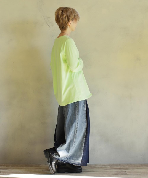 BITTOKO(ビットコ)の「デニムハギワイドパンツ(デニムパンツ・レディース・ブルー・SMALL/MEDIUM)」の8枚目の写真