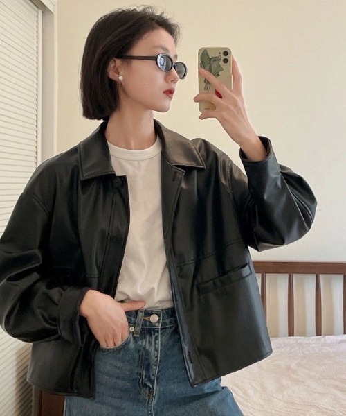 Achic(アシック)の「フェイクレザージャケット(テーラードジャケット・レディース・ブラック・M)」の1枚目の写真