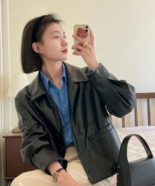 Achic(アシック)の「フェイクレザージャケット(テーラードジャケット・レディース・ブラック・M)」の6枚目の写真