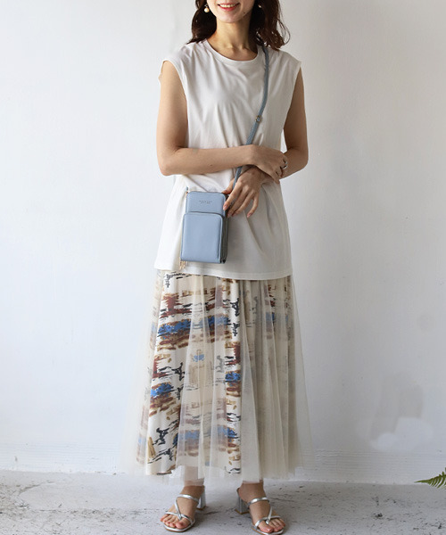 REAL CUBE（リアルキューブ）の「マルチスマホショルダーバッグ（ショルダーバッグ・レディース・ブラック/サックスブルー/パープル/ライトグリーン・FREE）」の6枚目の写真