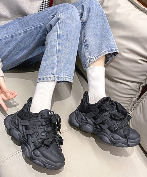 Futier land(フューティアランド)の「Wリボン厚底スニーカー(スニーカー・レディース・ブラック/ベージュ・40/38/39/35/36/37)」の2枚目の写真