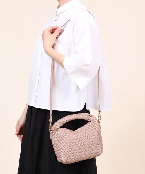 relac（レーラック）の「2WAY 編み込み ミニショルダーバッグ