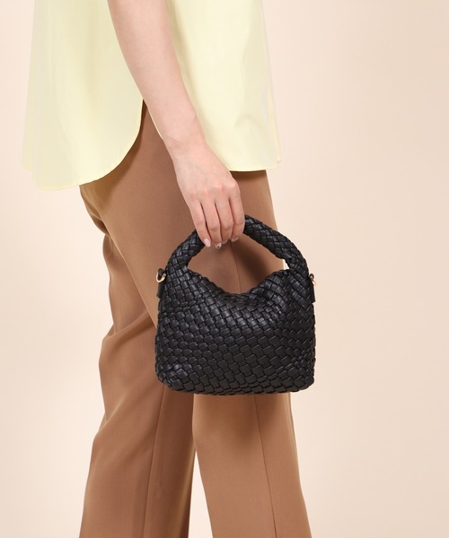 relac（レーラック）の「2WAY 編み込み ミニショルダーバッグ