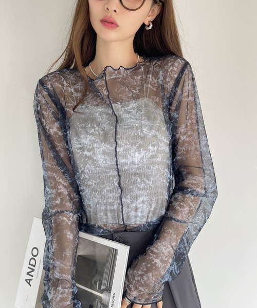 Ada.（エイダ）の「春夏で活躍♪大人カジュアル！ ニュアンス パターン シアー トップス（Tシャツ/カットソー・レディース・ブルー系その他/ブラウン/イエロー/ダークグレー/グリーン/ネイビー/ライトブラウン/カーキ・FREE）」の6枚目の写真