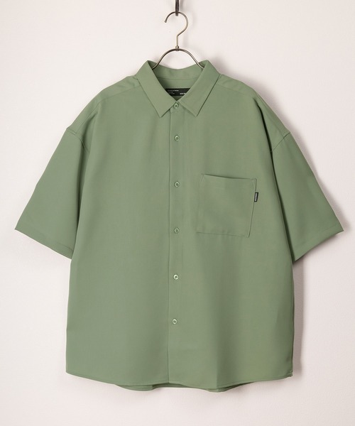 SlashDate（スラッシュデイト）の「シルクタッチナチュラルストレッチルーズシャツ/トロミシャツ/オーバーサイズシャツ（シャツ/ブラウス・メンズ・グリーン/ブルー/ベージュ/ブラック/ホワイト・M/L）」の4枚目の写真