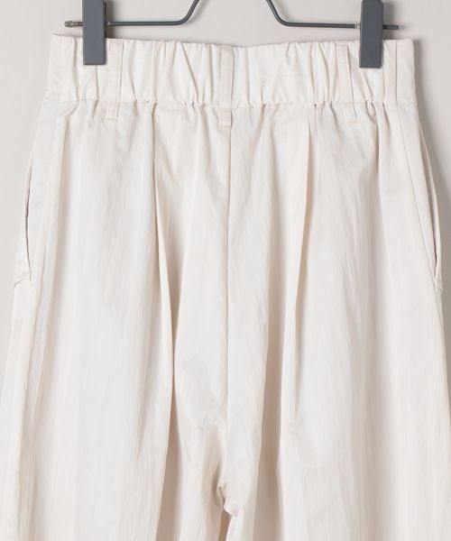 JEANASIS（ジーナシス）の「2タックバルーンパンツ/905180（その他パンツ・レディース・オフホワイト/ブラック/カーキ・FREE）」の11枚目の写真