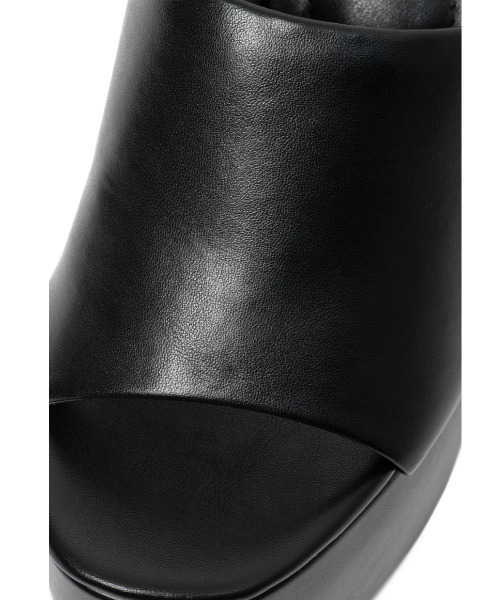 R&E(アールアンドイー)の「【23SS新作】【R&E】厚底パデッドワイドカバーミュール(サンダル・レディース・ブラック/アイボリー・S/M/L)」の13枚目の写真