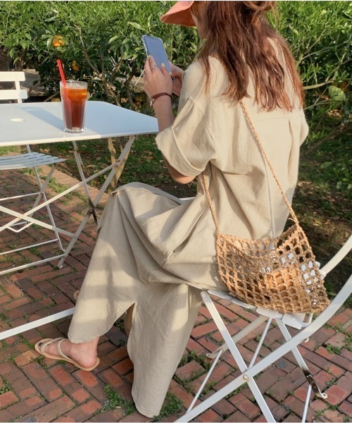 PRIVATE  BEACH（プライベートビーチ）の「ロングシャツワンピース（シャツワンピース・レディース・ベージュ/チャコールグレー/ピンク/マスタード・L/M）」の11枚目の写真