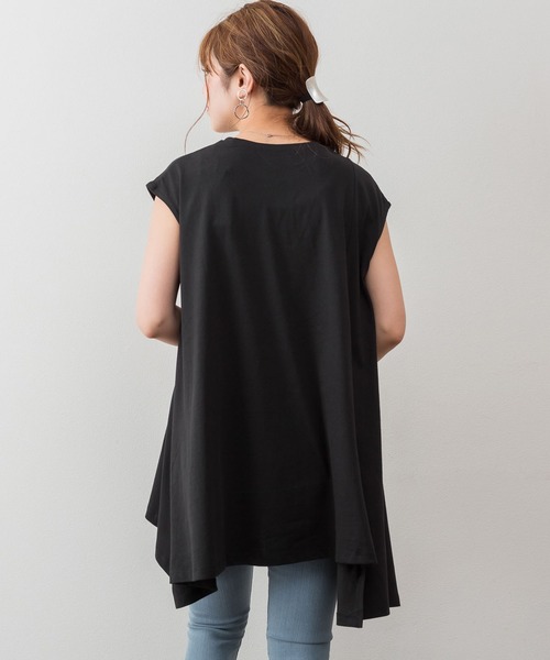 atONE（アットワン）の「atONE アシメフレンチスリーブカットソー（Tシャツ/カットソー・レディース・ブラック/モカ/グレイッシュベージュ/オフホワイト・4L～5L/M-L/LL～3L）」の8枚目の写真